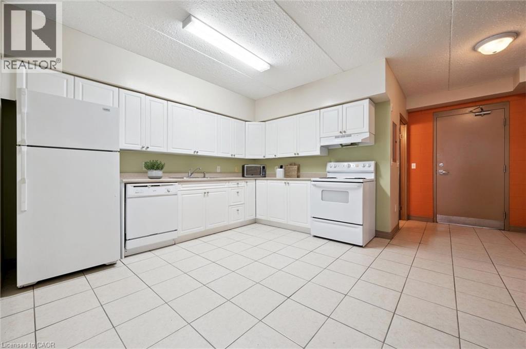 271 LESTER Street Unit# 203 thumbnail 12