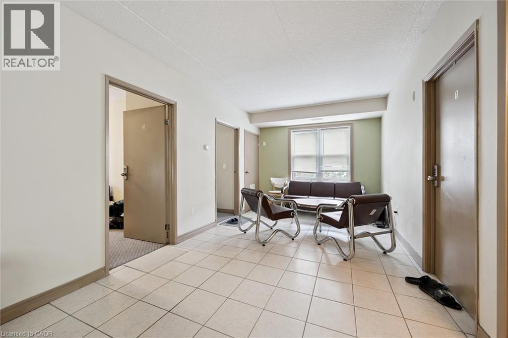 271 LESTER Street Unit# 203 thumbnail 19