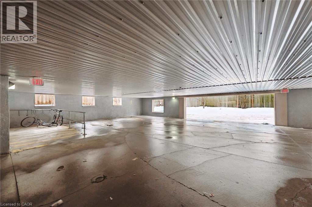 271 LESTER Street Unit# 203 thumbnail 35