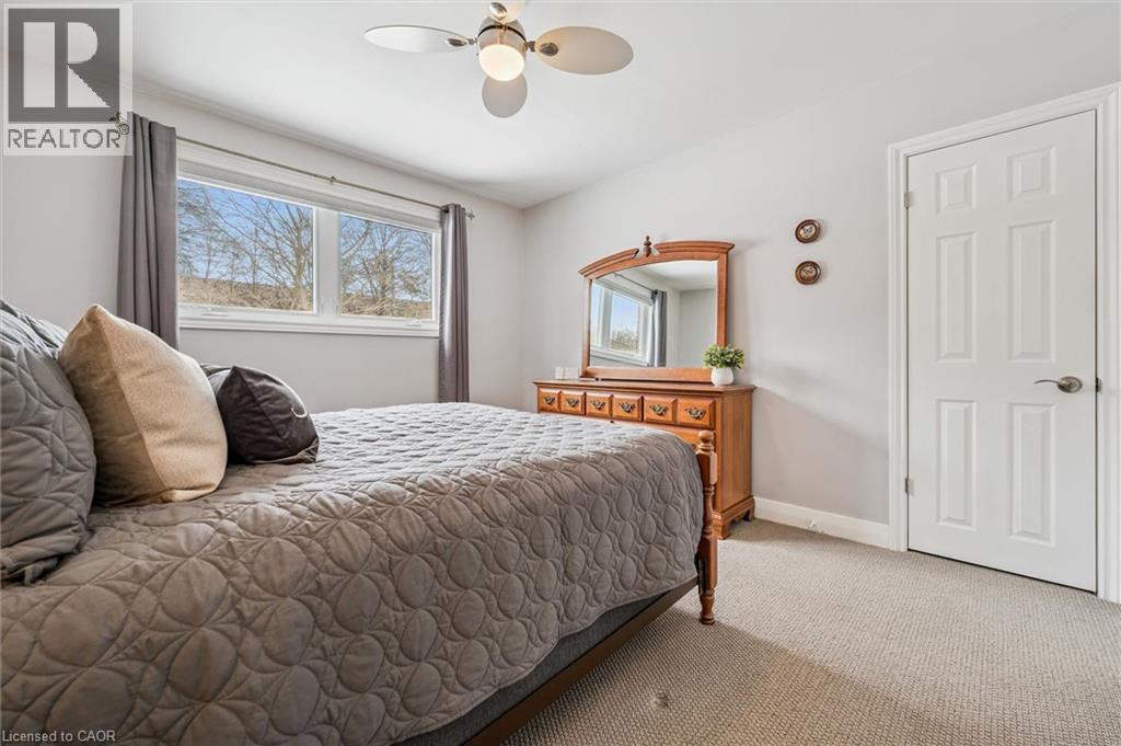 390 DUMFRIES Avenue thumbnail 21