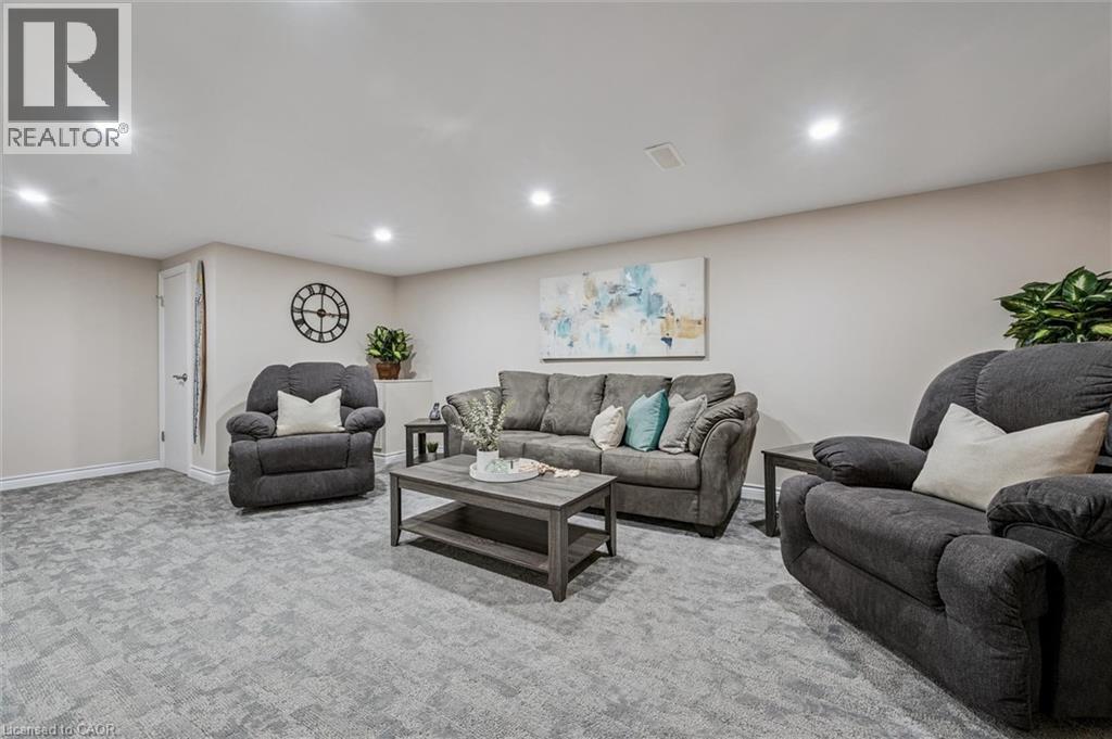 390 DUMFRIES Avenue thumbnail 26