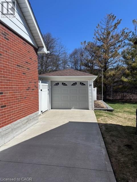 390 DUMFRIES Avenue thumbnail 34