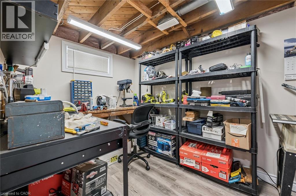 390 DUMFRIES Avenue thumbnail 29