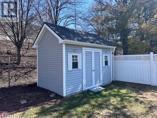 390 DUMFRIES Avenue thumbnail 46