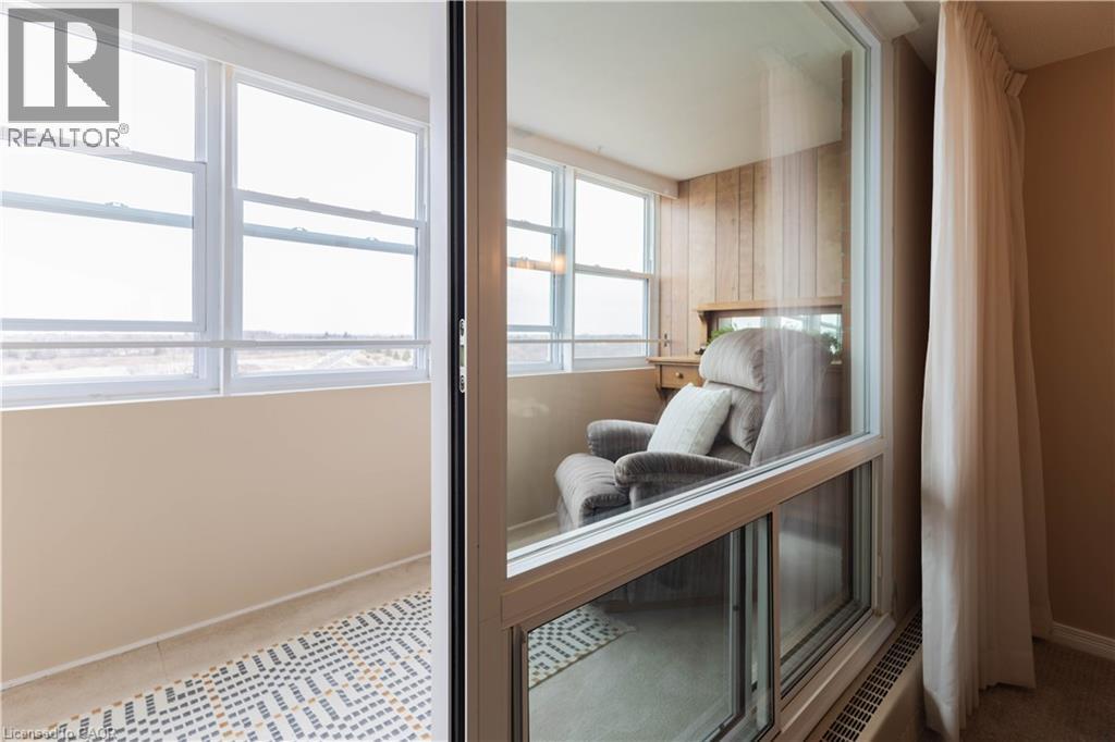 225 HARVARD Place Unit# 1408 thumbnail 10