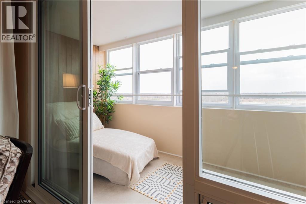 225 HARVARD Place Unit# 1408 thumbnail 9