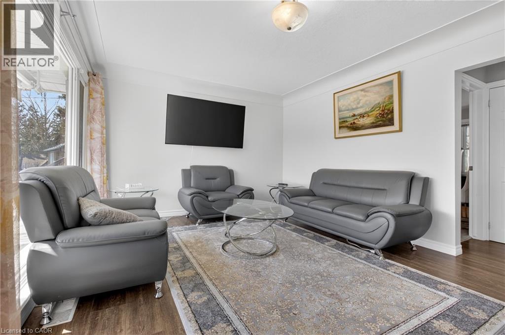 270 MAUSSER Avenue thumbnail 12