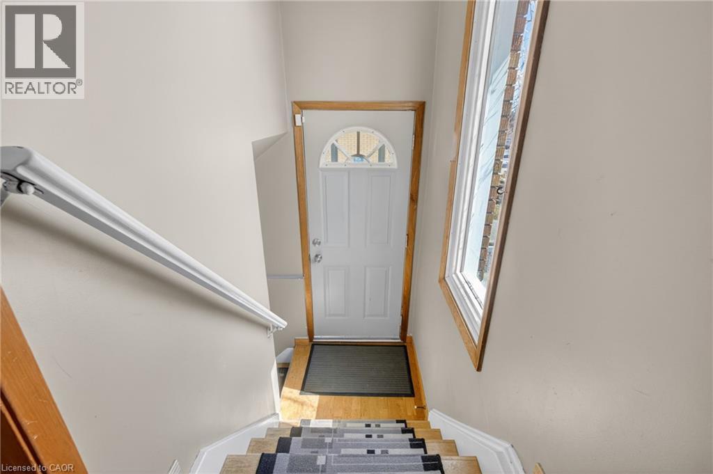 270 MAUSSER Avenue thumbnail 25