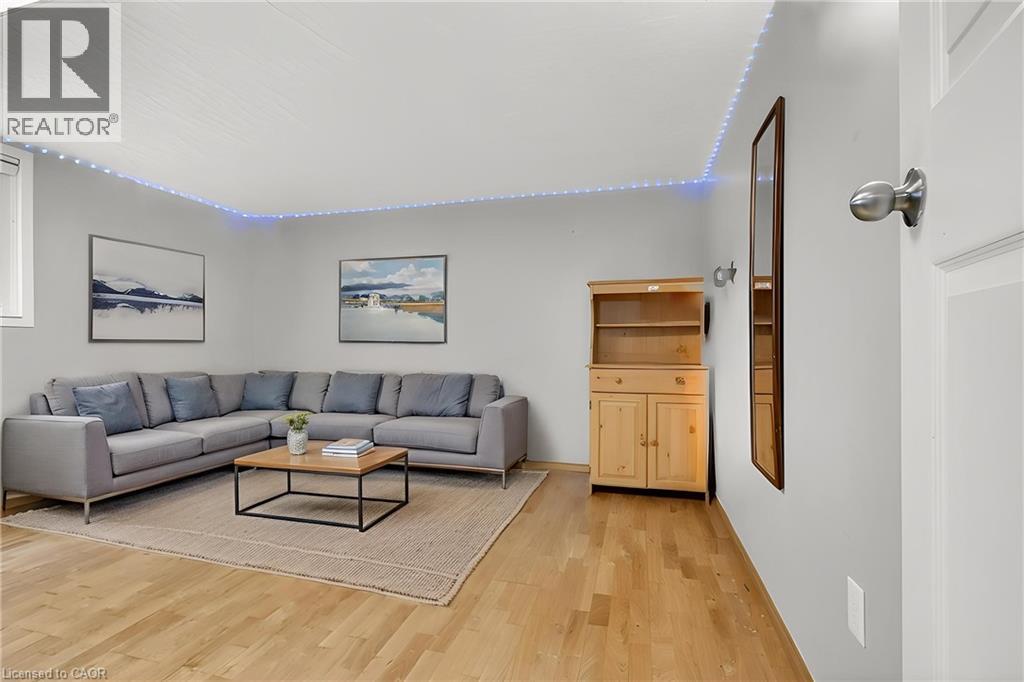 270 MAUSSER Avenue thumbnail 39