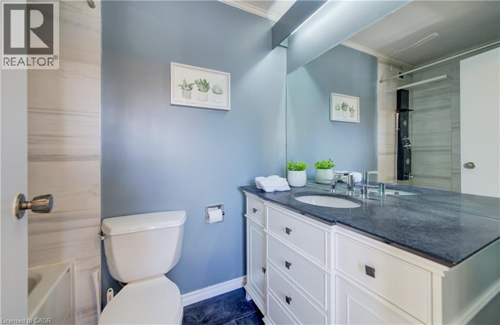 121 UNIVERSITY Avenue E Unit# 22 thumbnail 13