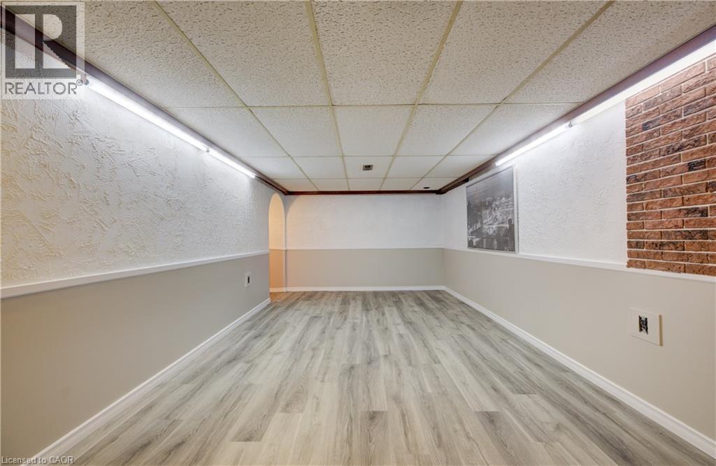 121 UNIVERSITY Avenue E Unit# 22 thumbnail 22