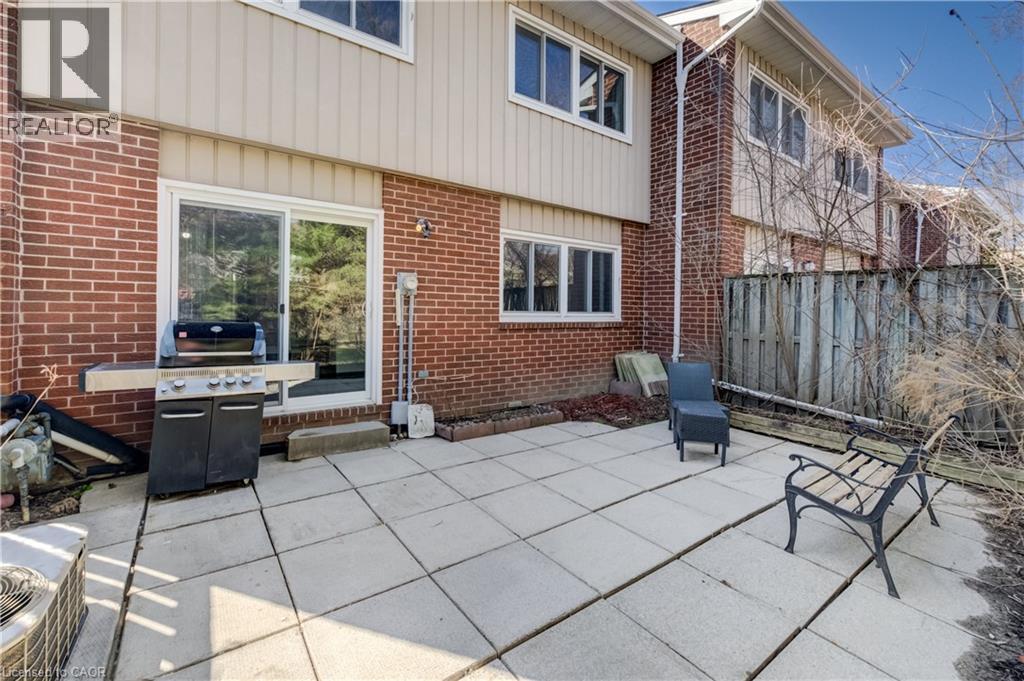 121 UNIVERSITY Avenue E Unit# 22 thumbnail 25