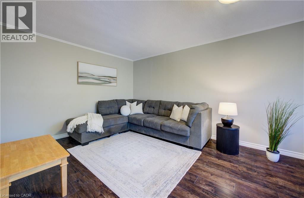 121 UNIVERSITY Avenue E Unit# 22 thumbnail 7