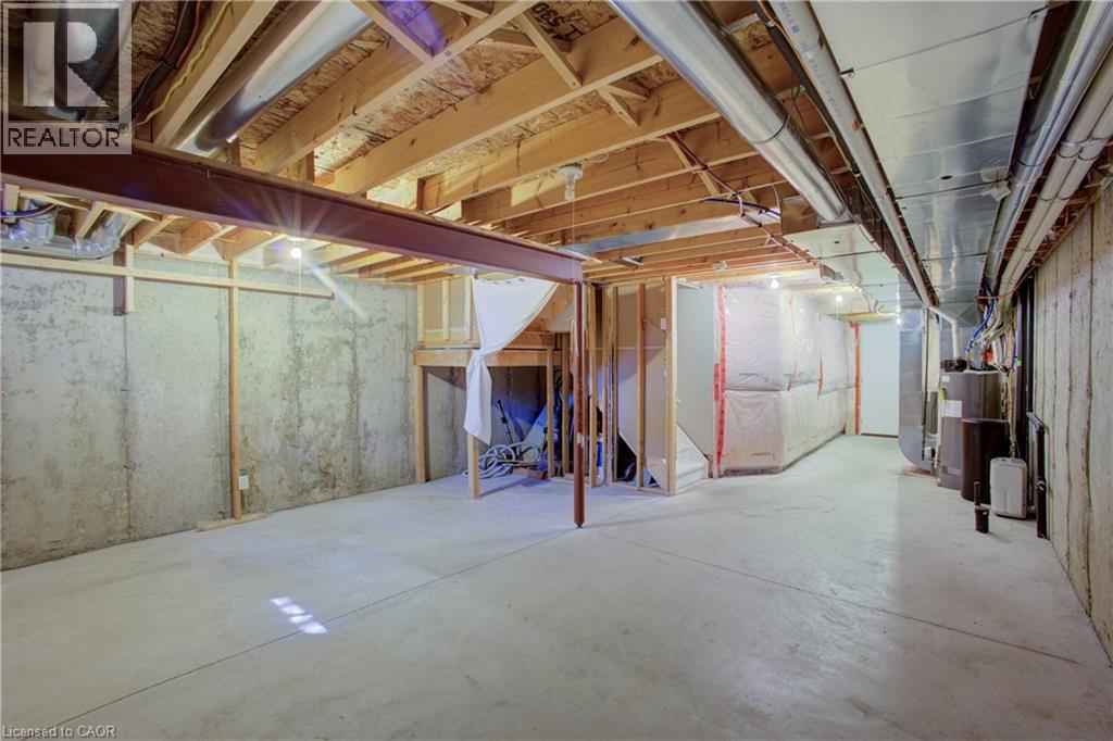 342 MILL Street thumbnail 23