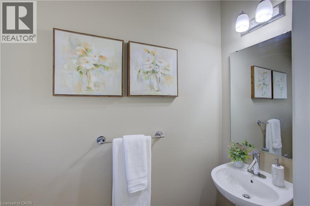 342 MILL Street thumbnail 12