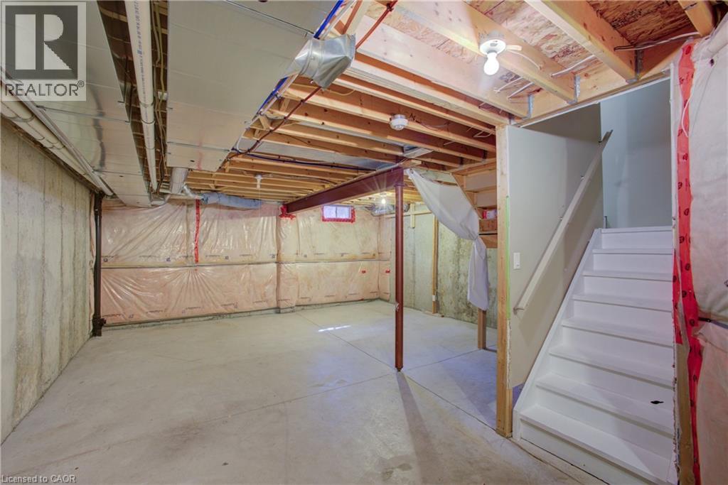 342 MILL Street thumbnail 22