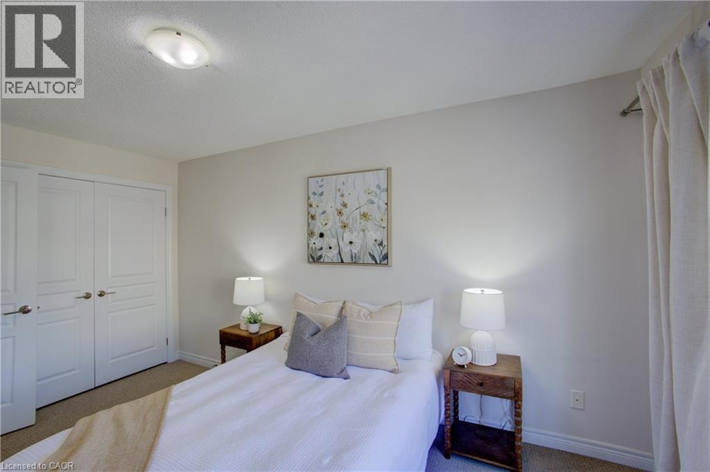 342 MILL Street thumbnail 19