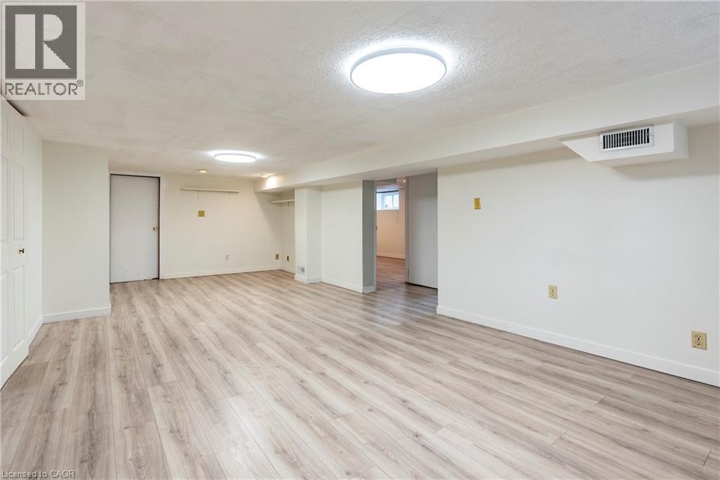 69 LOWREY Avenue N thumbnail 14