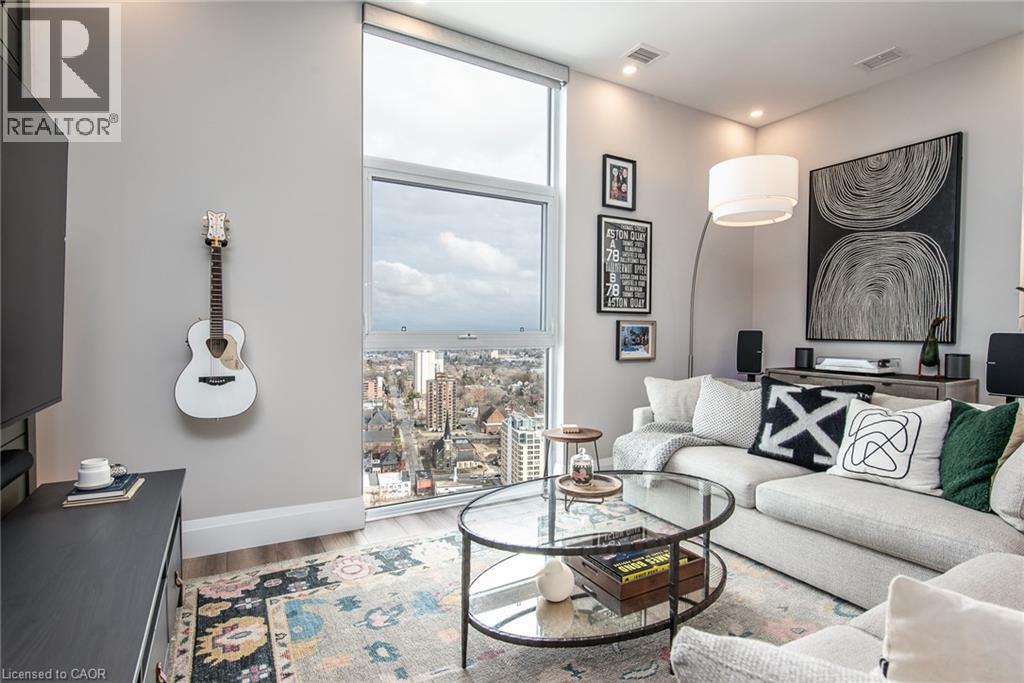 60 CHARLES Street W Unit# 3104 thumbnail 10