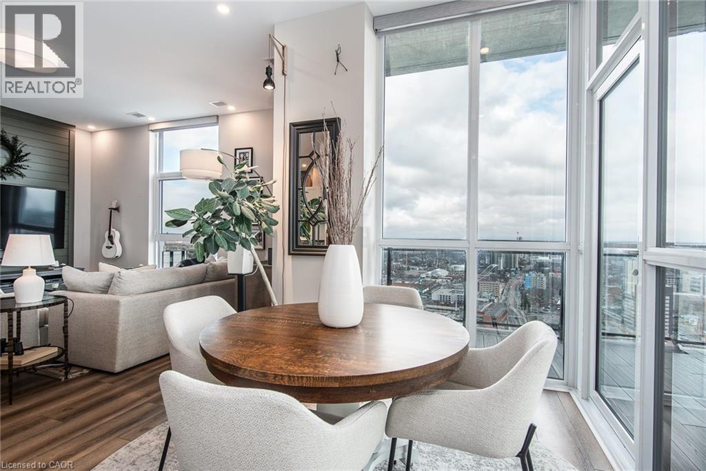 60 CHARLES Street W Unit# 3104 thumbnail 19