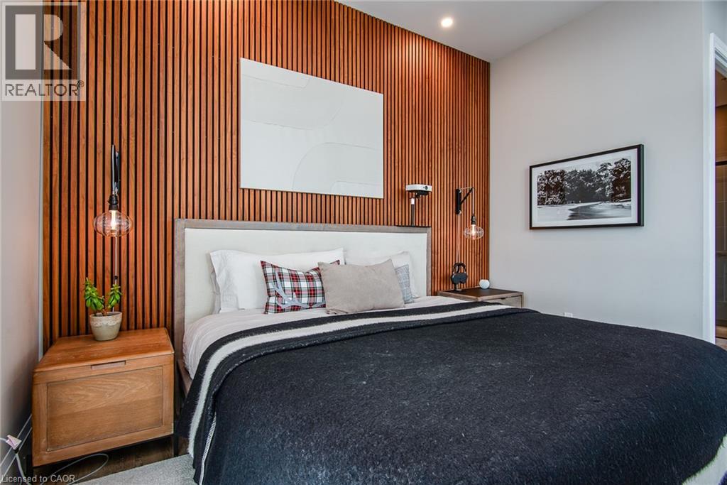 60 CHARLES Street W Unit# 3104 thumbnail 29