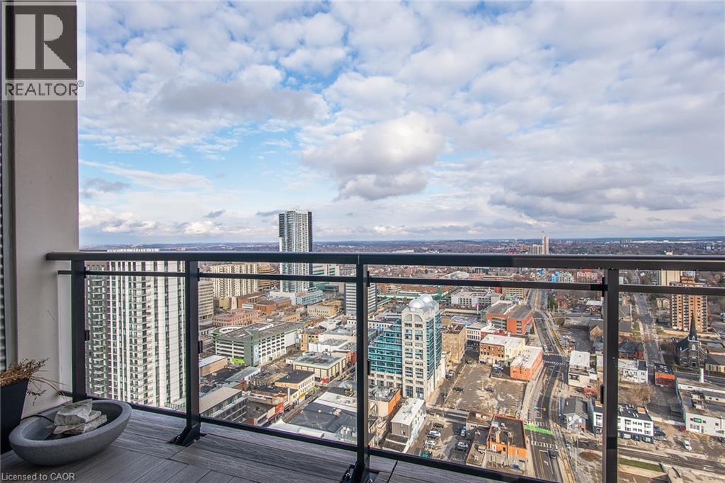 60 CHARLES Street W Unit# 3104 thumbnail 32