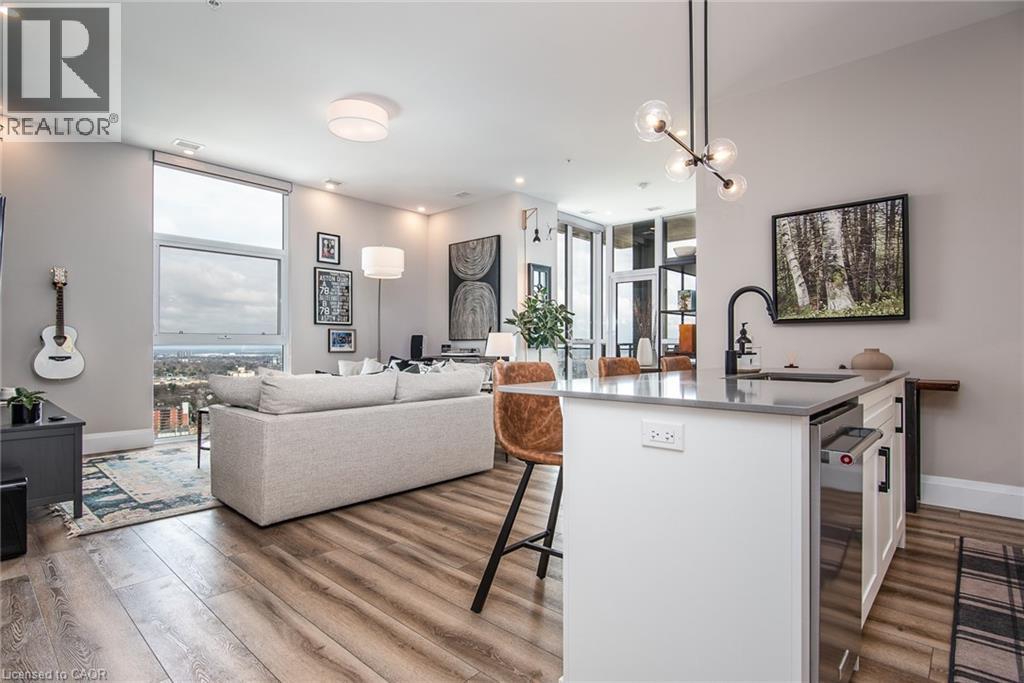 60 CHARLES Street W Unit# 3104 thumbnail 8