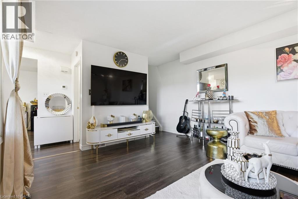 423 WESTWOOD Drive Unit# 43 thumbnail 15