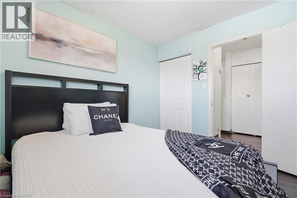 423 WESTWOOD Drive Unit# 43 thumbnail 24