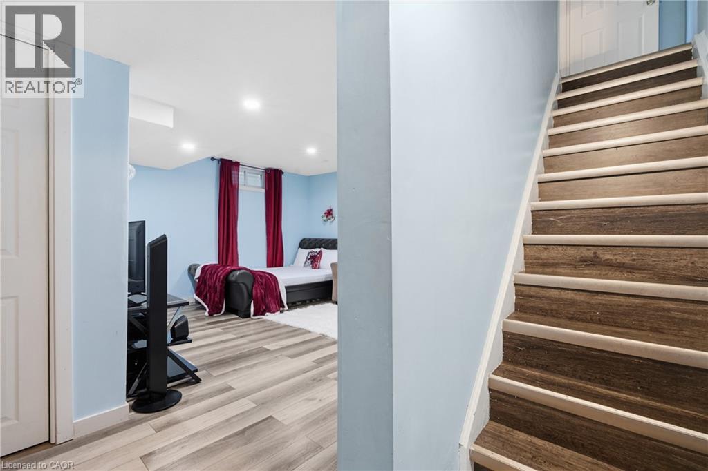 423 WESTWOOD Drive Unit# 43 thumbnail 28