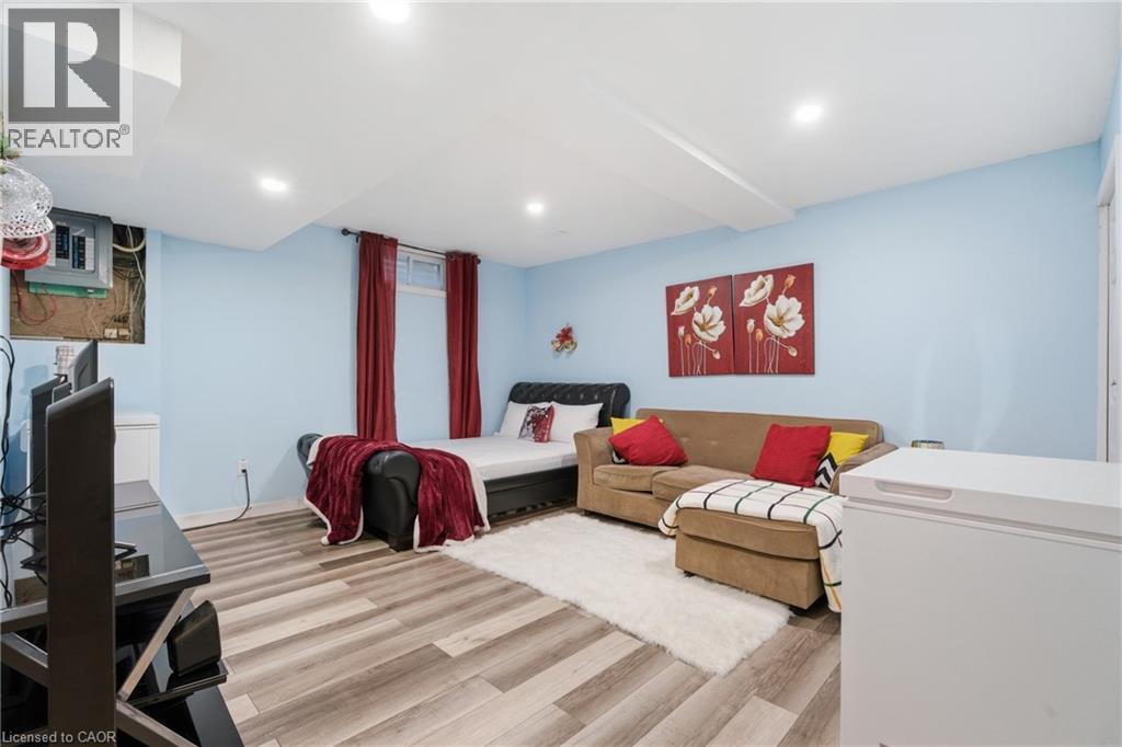 423 WESTWOOD Drive Unit# 43 thumbnail 30