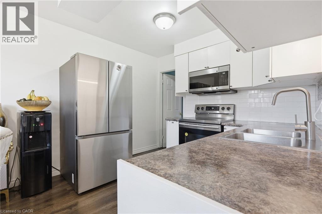 423 WESTWOOD Drive Unit# 43 thumbnail 8