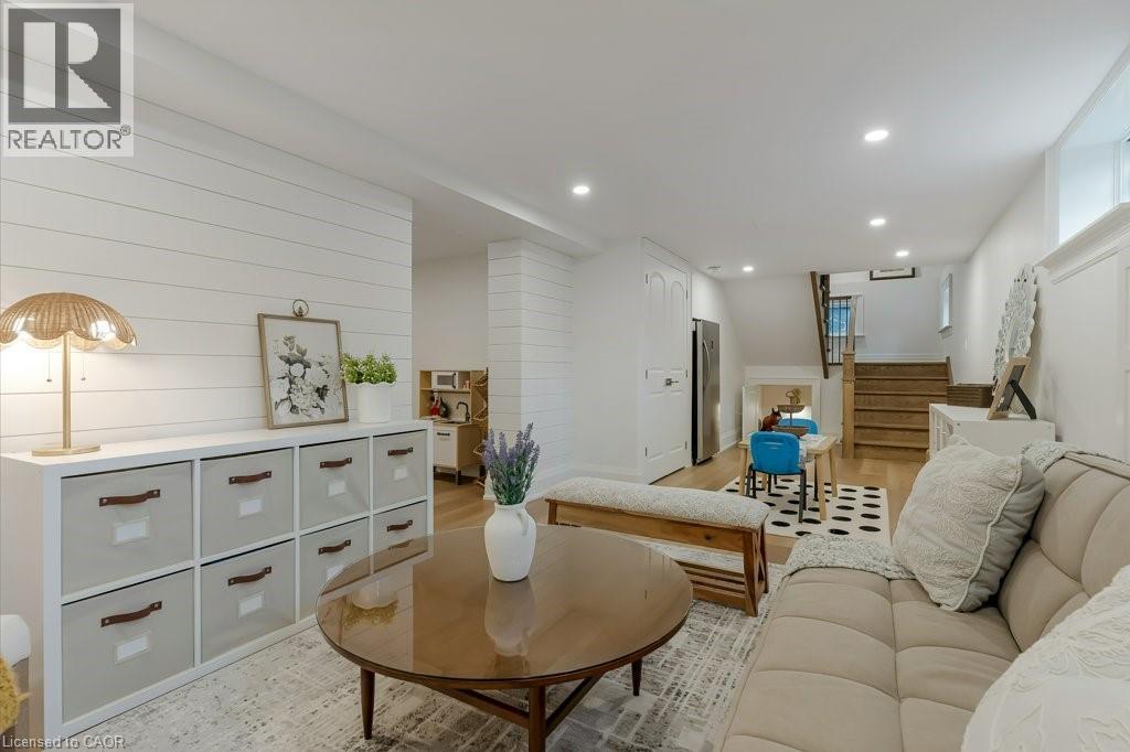 252 SHEPHERD Avenue thumbnail 36