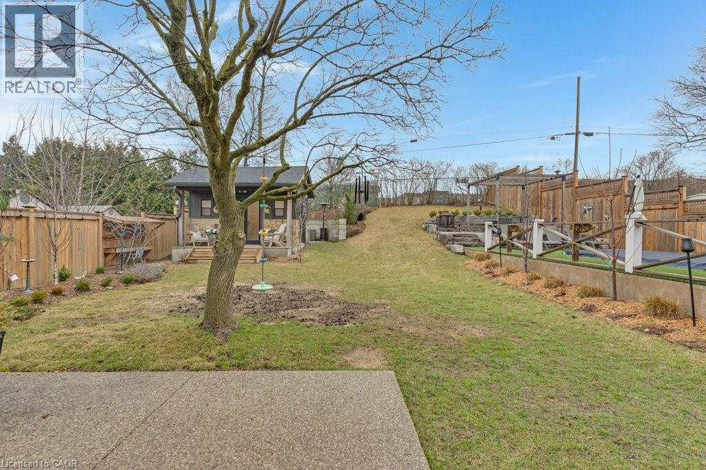 252 SHEPHERD Avenue thumbnail 42