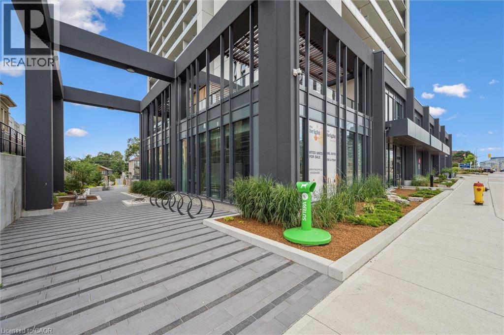 741 KING Street W Unit# 501 thumbnail 3