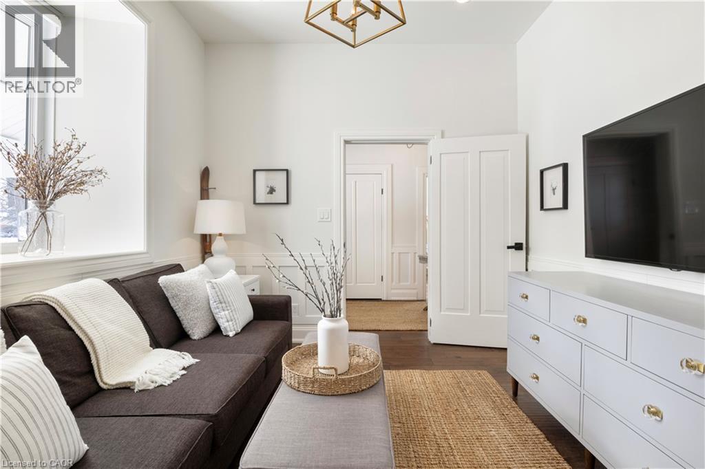 320 WHITMORE Drive thumbnail 6