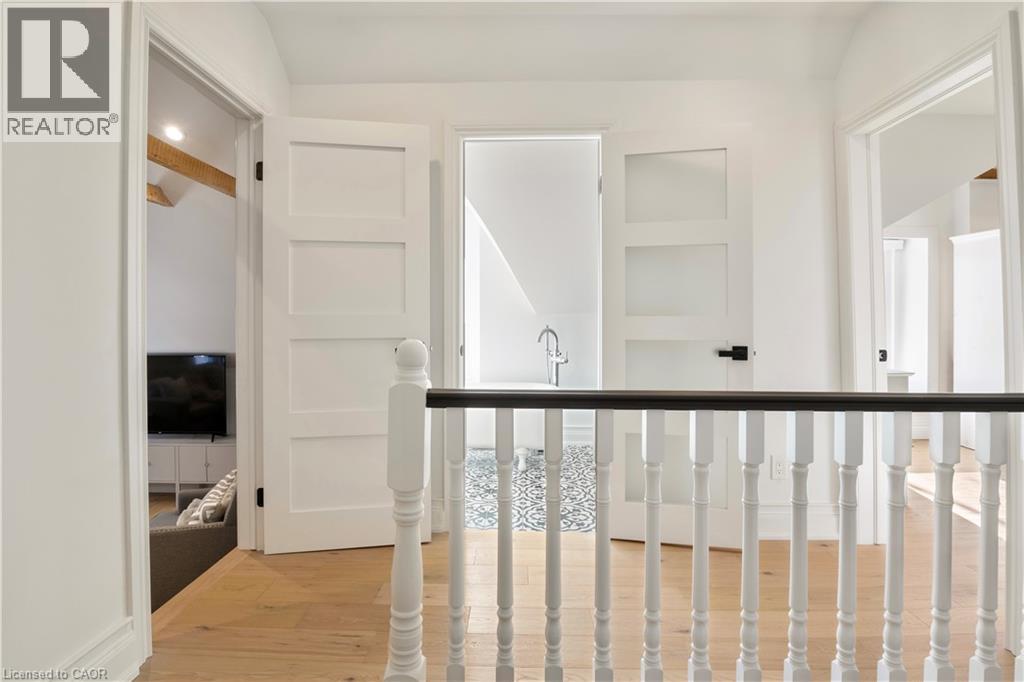 320 WHITMORE Drive thumbnail 28