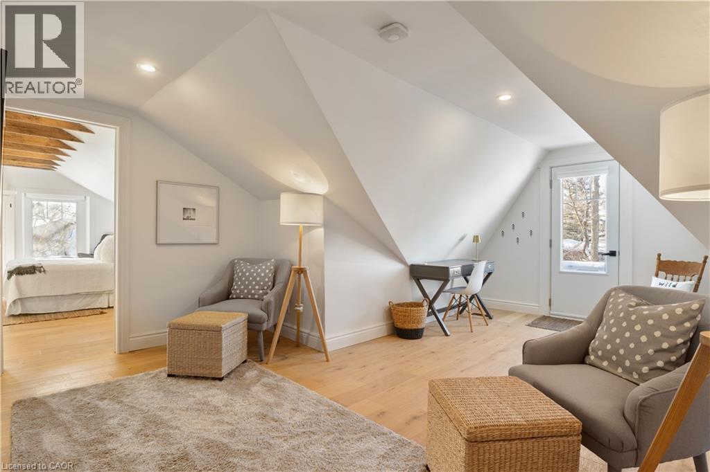 320 WHITMORE Drive thumbnail 34