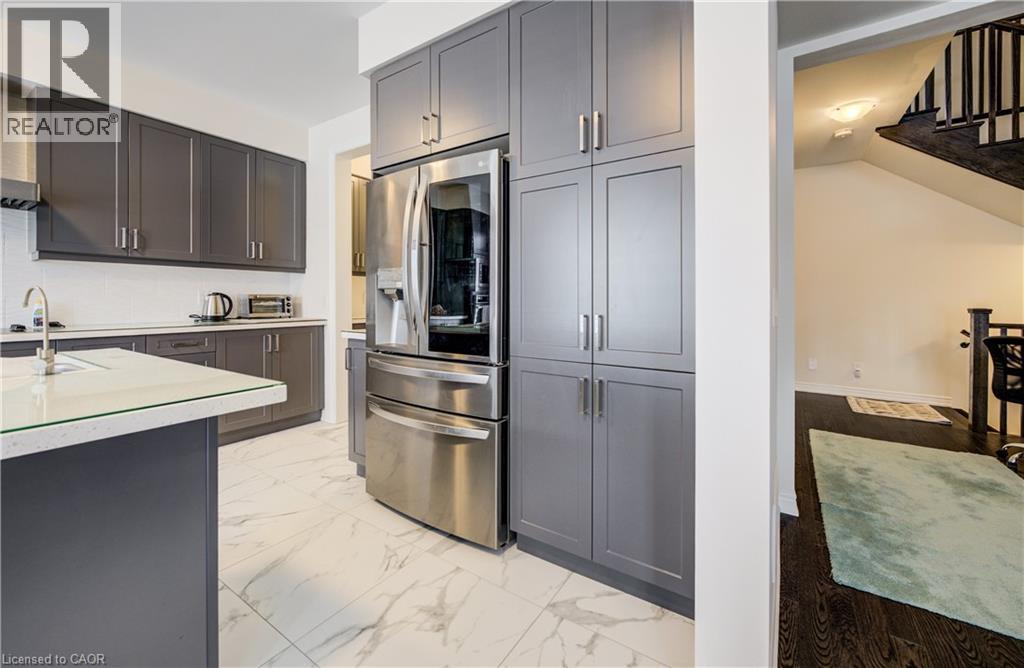 588 BECKVIEW Crescent thumbnail 17