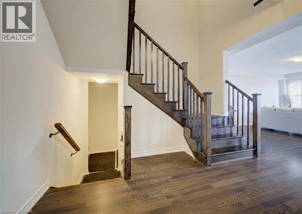 588 BECKVIEW Crescent thumbnail 9