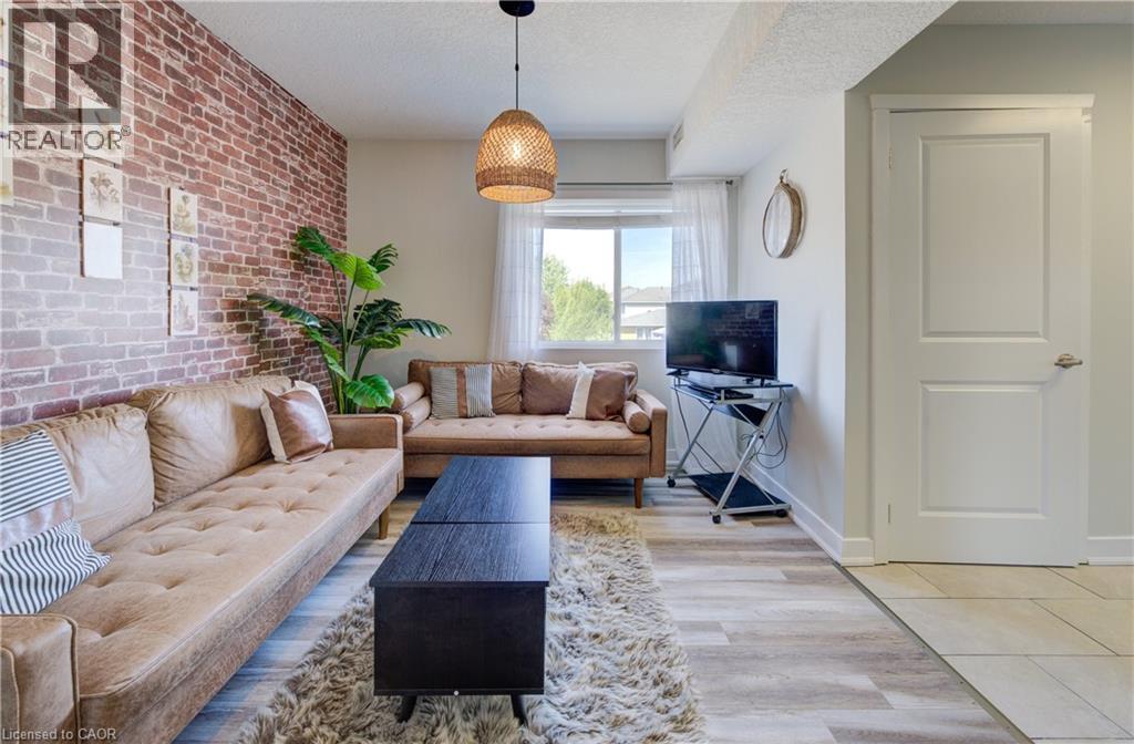 185 WINDALE Crescent Unit# 6A thumbnail 5