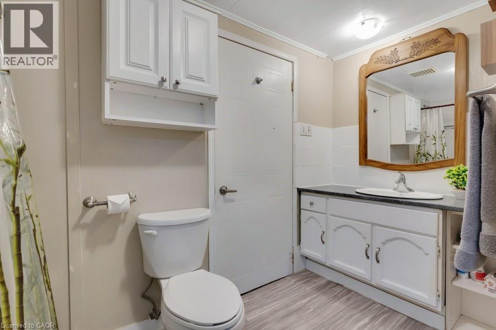 26 ESTHER Avenue thumbnail 32