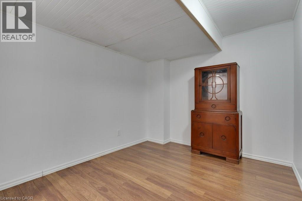 26 ESTHER Avenue thumbnail 30