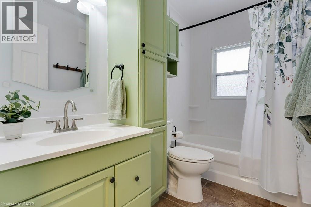 26 ESTHER Avenue thumbnail 19