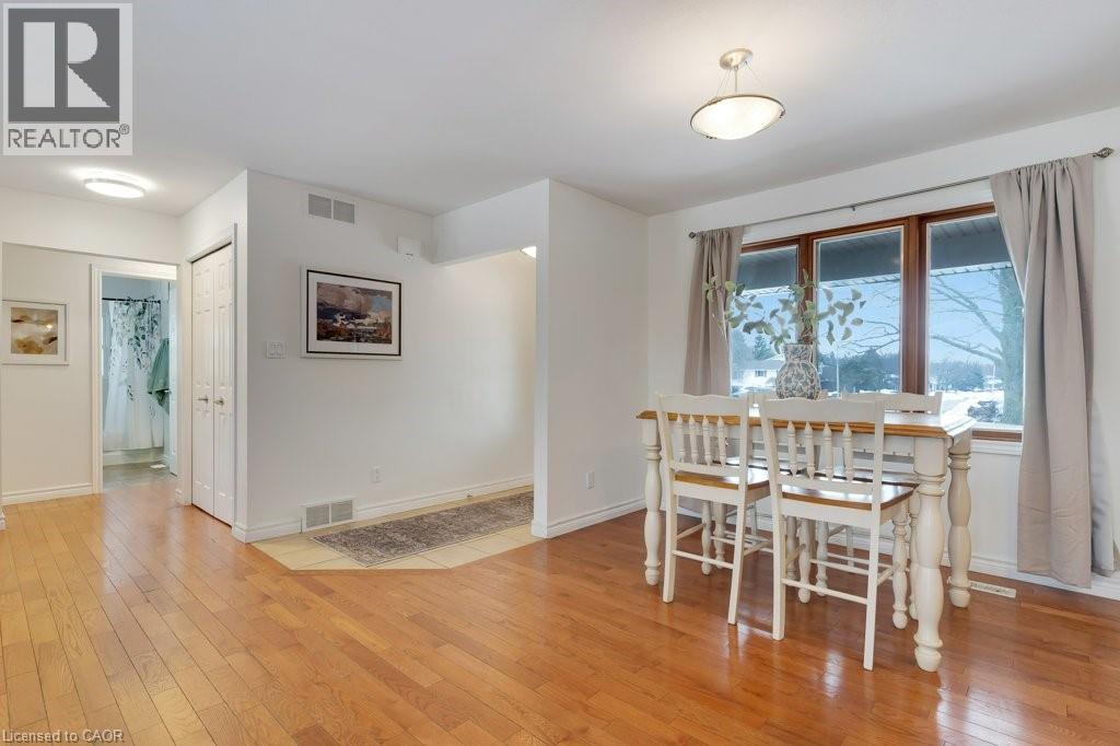 26 ESTHER Avenue thumbnail 3