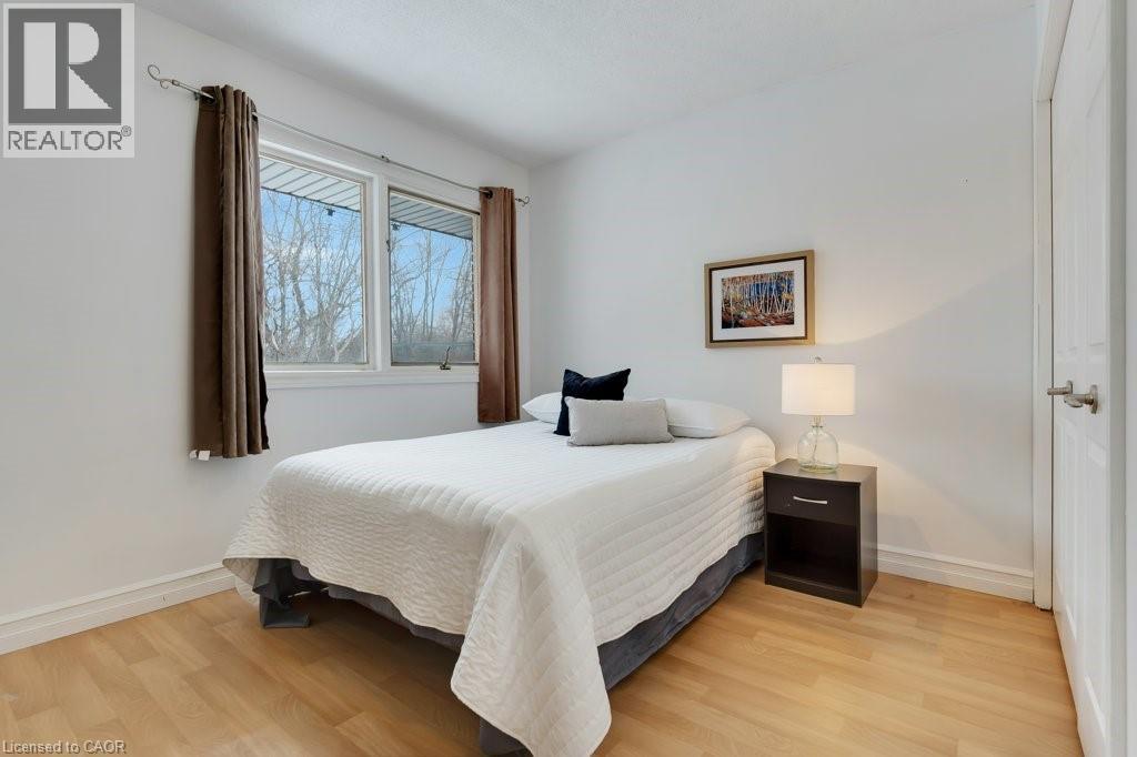 26 ESTHER Avenue thumbnail 18