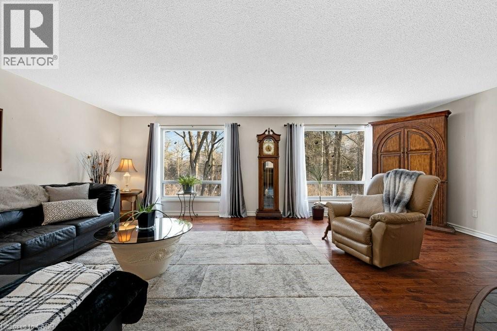 220 SALISBURY Avenue Unit# 23 thumbnail 7