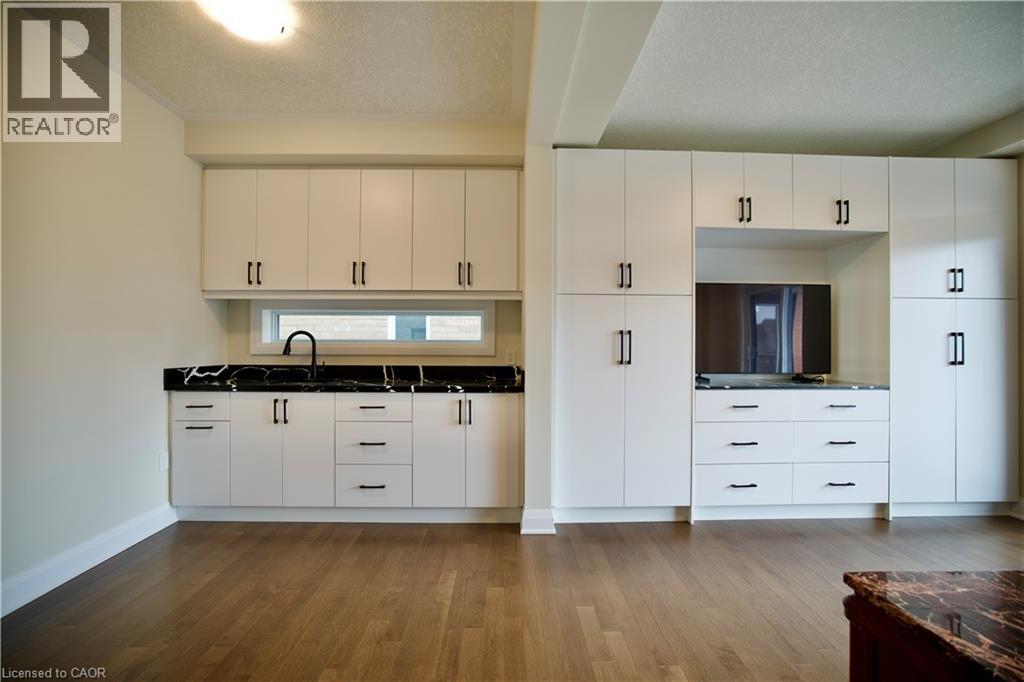 559 BALSAM POPLAR Street thumbnail 16