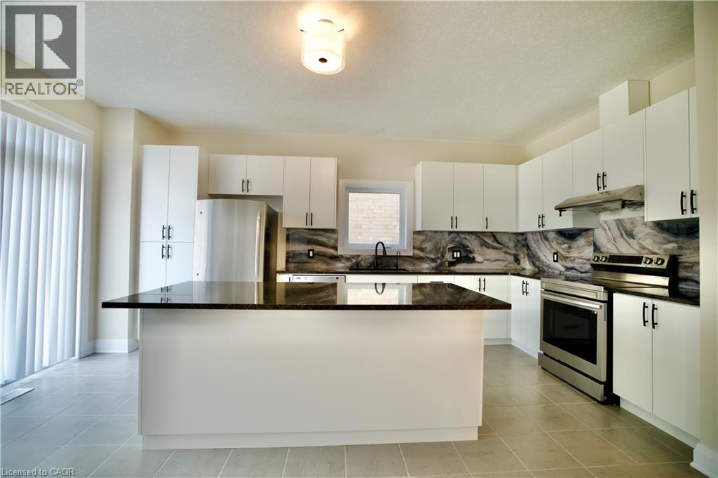 559 BALSAM POPLAR Street thumbnail 24