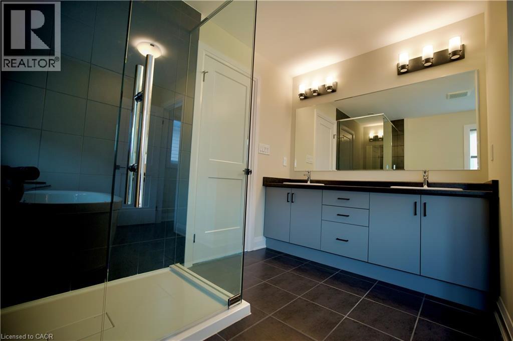 559 BALSAM POPLAR Street thumbnail 33